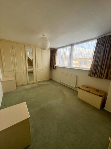 3 bedroom semi-detached house to rent - Photo 5