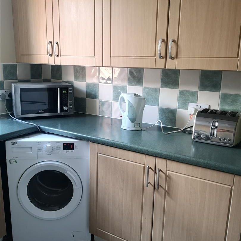 1 bed house share to rent in High Street, Blackburn, BB1 - Photo 1