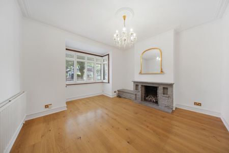 4 bedroom terraced house to rent - Photo 4