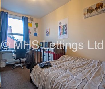 5 Bedroom Mid Terraced House for rent in Beechwood View - Photo 5