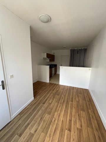 Louer studio 1 pièce de 23 m² à Rennes (35000) - Photo 4