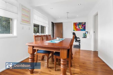 Warm & Inviting Home with Workshop and Entertaining Areas - Photo 3