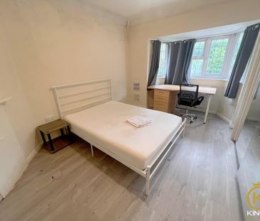 5 bedroom semi-detached house to rent - Photo 5