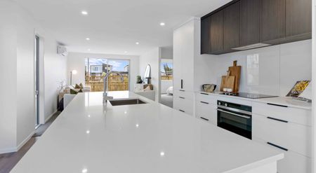 3 Victor Way - Photo 2