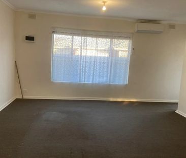 2 Bedroom Unit Located Between the City and the Sea ...... - Photo 5