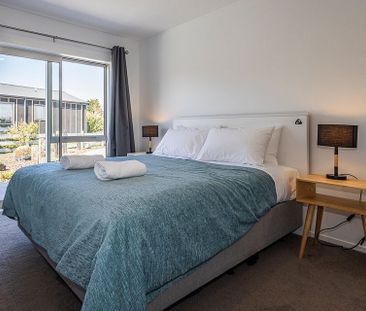 Magnificent on Magnolia - Photo 4