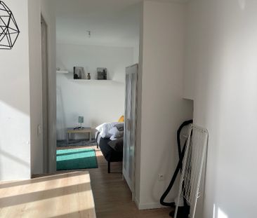 Location Appartement 1 pièce 23m² - Photo 2