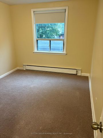 For Lease - 20 Meadowbrook Road Unit# 2, Toronto, Ontario - Photo 2