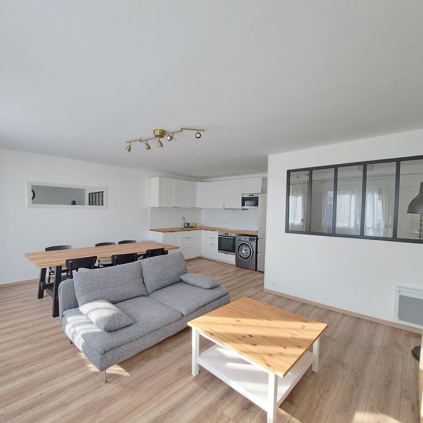 Location Appartement 6 pièces 105m² TROYES 10000 - Photo 1