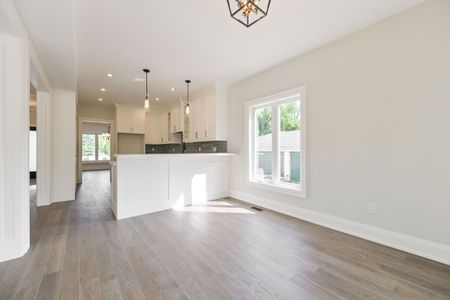 For Lease - 826 Montsell Avenue, Georgina, Ontario - Photo 5