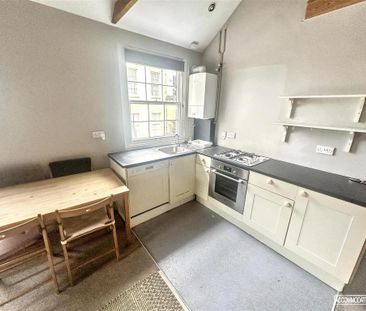 2 bedroom flat to rent - Photo 6