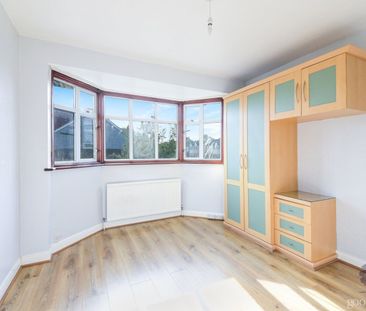 Litchfield Avenue, Morden, SM4 - Photo 3