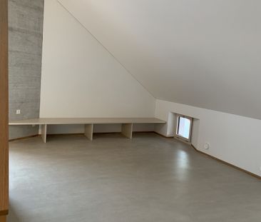 2.5 Zimmer, 98 m², 2. Stock - Photo 5