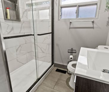 For Lease - 21 Thornbeck Drive, Toronto, Ontario - Photo 3