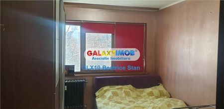 Inchiriere apartament 3 camere decomandat Pajura - Photo 2