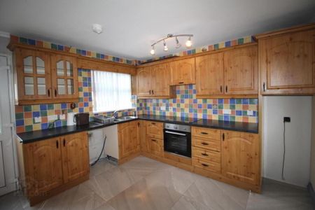 16 Larchfield Gardens, Kilrea, BT51 5SB - Photo 5