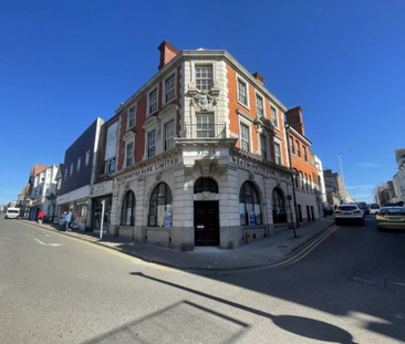 3 bedroom flat to rent - Photo 4