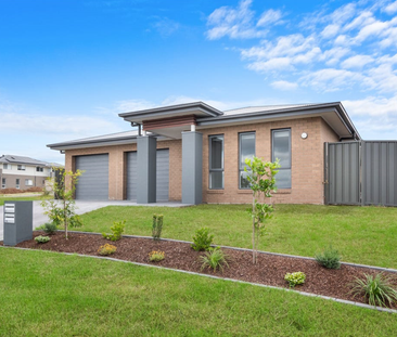 Make this your next home! - Photo 2