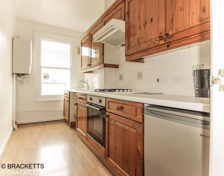 2 bedroom apartment to rent - Photo 4