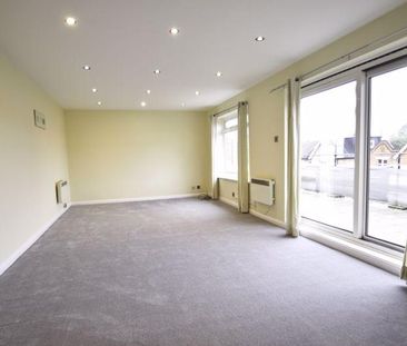 2 bedroom penthouse to rent - Photo 3