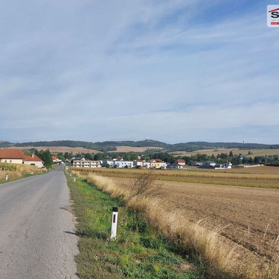 Entzückende 2-Zimmer Balkonwohnung in absolut ruhiger Lage in Niederleis - Photo 1