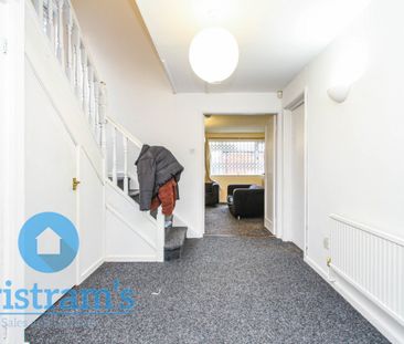 4 bed Detached House for Rent - Photo 4