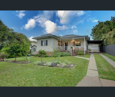 5 Edward Street, Labrador, Qld 4215 - Photo 3