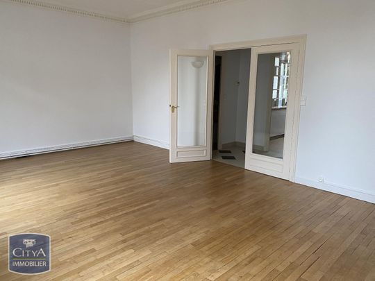 Location Appartement 5 pièces 118m² ST NAZAIRE 44600 - Photo 1