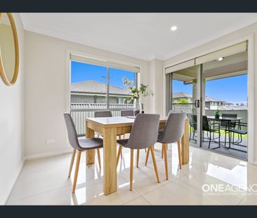 Modern 5 Bedroom House in Heart of Tallawong - Photo 3