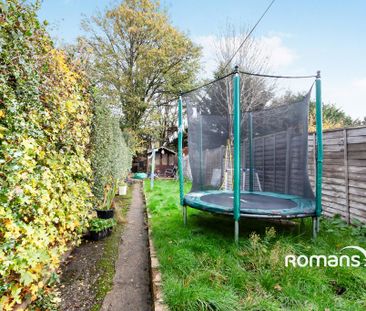 2 bedroom terraced house to rent - Photo 4