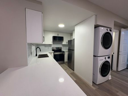 For Lease - 1784 Big Bay Point Road Unit# C, Innisfil, Ontario - Photo 2