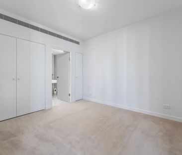 Private and Whisper Quiet Stylish 2-Bedroom Apartment in Figtree Ap... - Photo 4