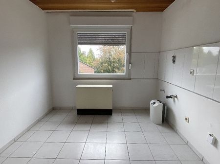 Kaarst, gemütliche 3-Zimmer-DG-Wohnung mit schönem Ausblick und Gartennutzung! MAX. 2Personen! - Photo 3