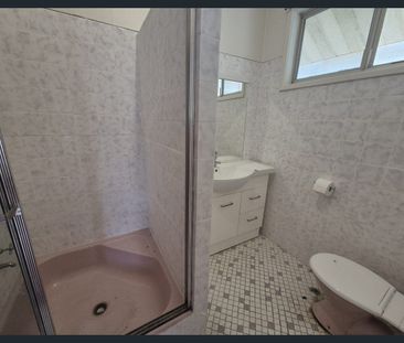 Neat & Tidy 3-Bedroom Home with Spacious Backyard! - Photo 6