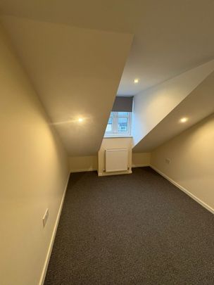 2 bed Terraced - To Let - Photo 1