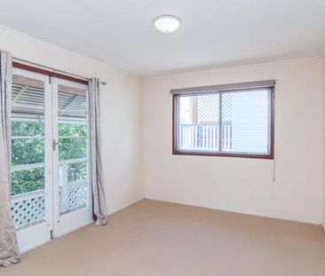 BEST VALUE 2 BED AVAILABLE! - Photo 3