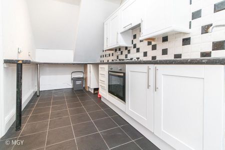 2 bedroom terraced house to rent - Photo 5