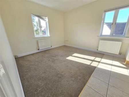 Tff Field Close, Sturminster Newton, DT10 - Photo 3