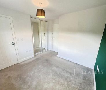 3 bedroom semi-detached house to rent - Photo 5