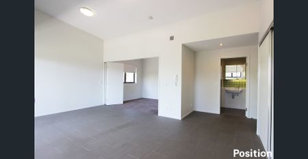 Modern One-Bedroom Apartment with Spacious Balcony & Prime Location! - Photo 3
