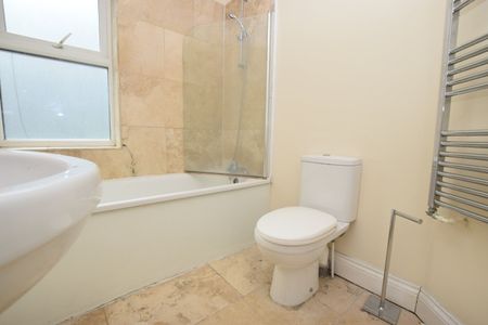 Morna Road, London, SE5 - Photo 5