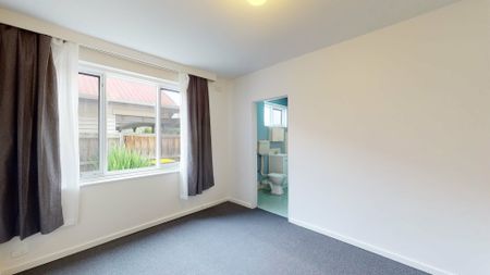 Quiet, Comfortable and Conveniently Located - Photo 2