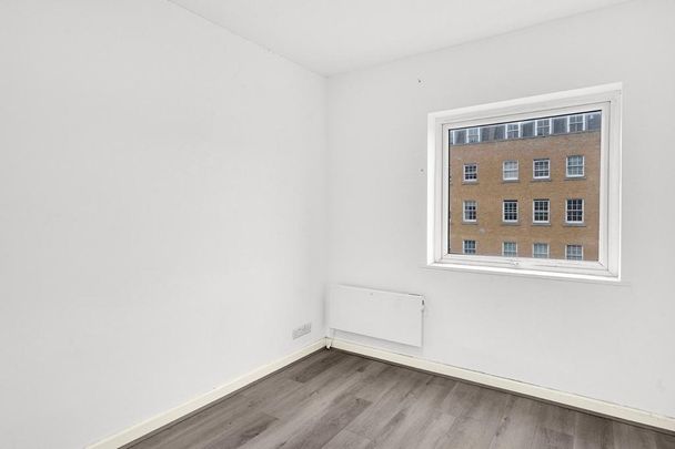 4 bedroom maisonette to rent - Photo 1