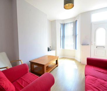 3 bedroom house share to rent - Photo 1