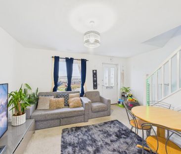 2 bedroom semi-detached house to rent - Photo 1