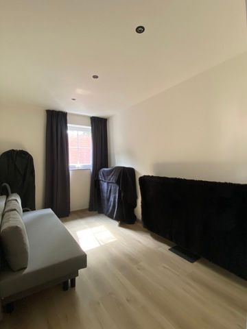 Prachtige halfopen woning met 4 slaapkamers - Photo 5