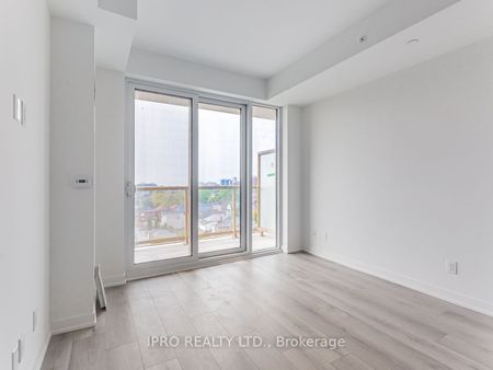 For Lease - 1787 St. Clair Avenue Unit# 823, Toronto, Ontario - Photo 2