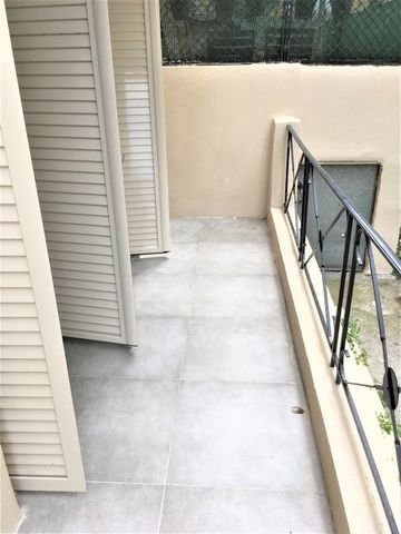 Location Appartement 2 pièces 35m² NICE 06100 - Photo 4