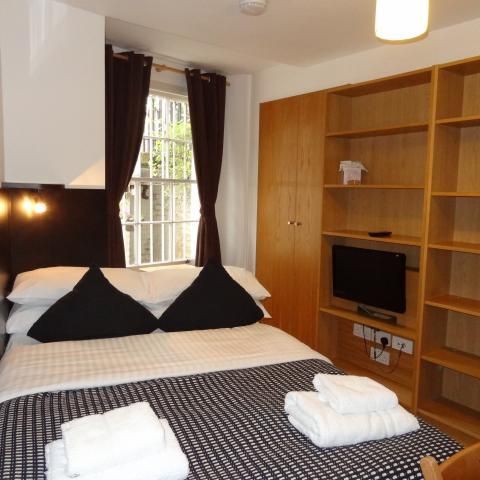 Flat 02 Cartwright Gardens, Bloomsbury WC1H 9EH - Photo 1