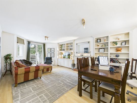 Cambridge Park, East Twickenham, Middlesex, TW1 - Photo 1